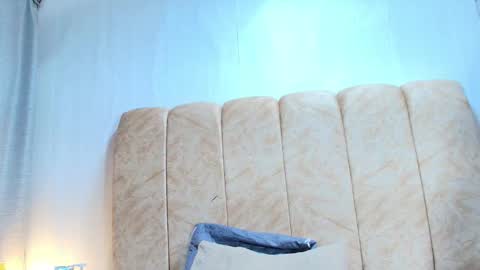 Zoe online show from 01-19-26, 12:31