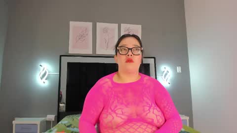 Snapshot of zoe_curvyy chatting on 06-01-26, 12:07 zoe_curvyy online show from 06-01-26, 12:07