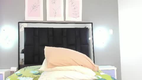 Snapshot of zoe_curvyy chatting on 07-08-26, 12:09 zoe_curvyy online show from 07-08-26, 12:09