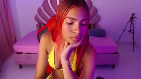 Snapshot of zoe_galli chatting on 10-27-25, 10:47 zoe_galli online show from 10-27-25, 10:47