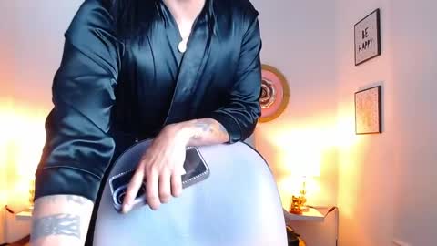 zoe_hecate online show from 05-16-26, 12:51