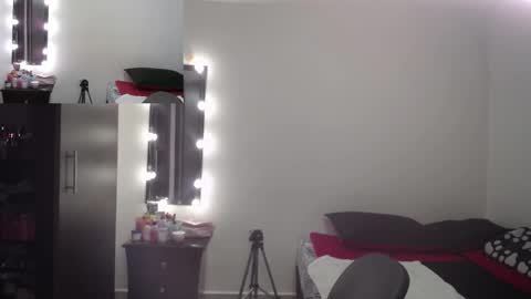 Snapshot of zoe_hotxxx chatting on 09-14-25, 11:48 zoe hotxxx online show from 09-14-25, 11:48