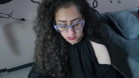 Snapshot of zoe_koller chatting on 10-03-25, 10:45 Zoe Koller online show from 10-03-25, 10:45
