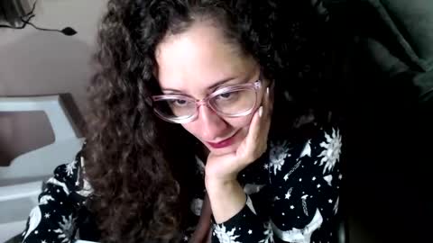 Snapshot of zoe_koller chatting on 01-06-26, 11:07 Zoe Koller online show from 01-06-26, 11:07