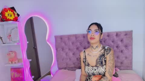 zoe_kravitx_ online show from 03-28-26, 03:50
