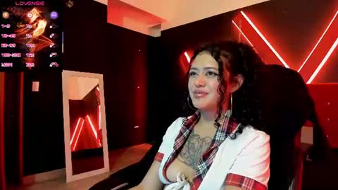 Snapshot of zoe_lara_34 chatting on 07-01-26, 05:31 zoe online show from 07-01-26, 05:31