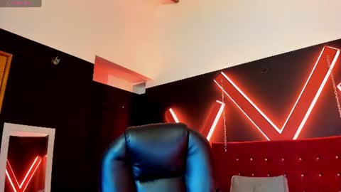 Snapshot of zoe_lara_34 chatting on 07-23-26, 03:15 zoe online show from 07-23-26, 03:15
