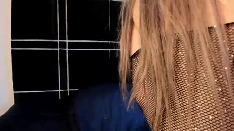SWEET ZOE online show from 05-14-26, 06:04