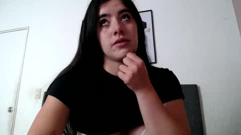 Zoe online show from 01-14-25, 07:43