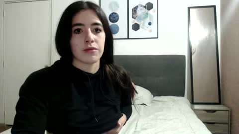 Zoe online show from 02-26-25, 03:53