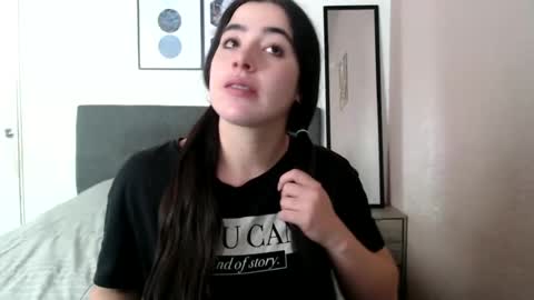 Zoe online show from 03-12-25, 05:49