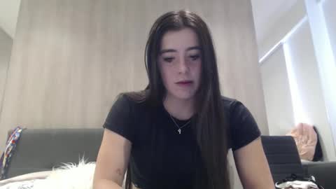 Zoe online show from 09-10-25, 05:13