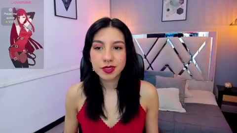 zoe_moreau online show from 04-15-26, 07:58