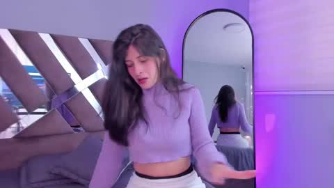 Snapshot of zoe_olsen__ chatting on 02-18-25, 01:00 Zoe Olsen online show from 02-18-25, 01:00