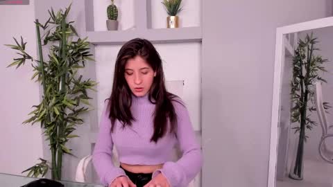 Snapshot of zoe_olsen__ chatting on 02-28-25, 09:44 Zoe Olsen online show from 02-28-25, 09:44