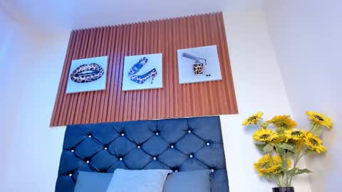 Zoe online show from 11-11-25, 09:37