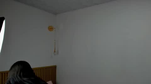 Zoe online show from 12-18-24, 11:02