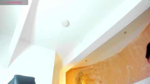 Snapshot of zoe_rose4 chatting on 09-21-25, 07:48 zoe_rose4 online show from 09-21-25, 07:48