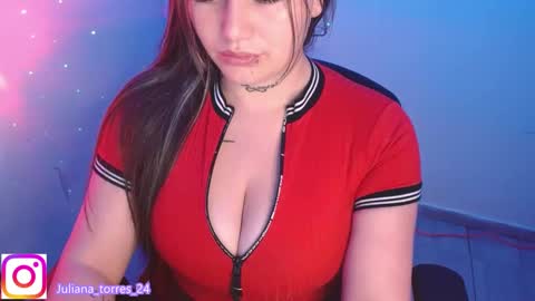 Snapshot of zoe_sexy69 chatting on 02-11-25, 04:02 ZOE online show from 02-11-25, 04:02