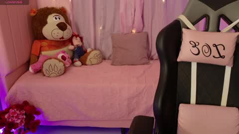 zoe_sullivan_ online show from 04-10-26, 09:14