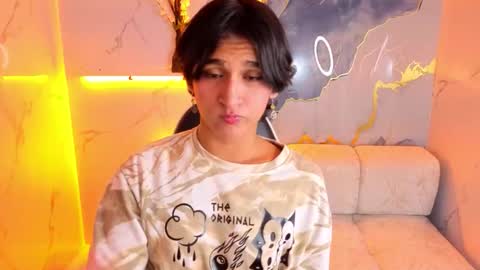 Snapshot of zoe_tp chatting on 11-20-25, 07:57 Zoe online show from 11-20-25, 07:57