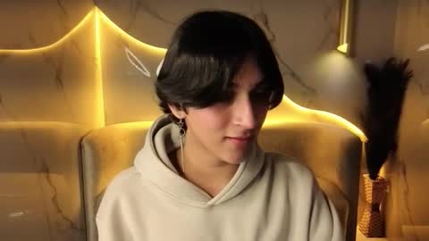 Snapshot of zoe_tp chatting on 11-24-25, 08:30 Zoe online show from 11-24-25, 08:30