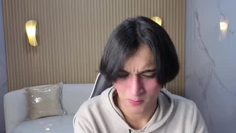 Snapshot of zoe_tp chatting on 11-30-25, 12:53 Zoe online show from 11-30-25, 12:53