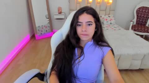 Snapshot of zoe_turnner_18 chatting on 02-24-25, 02:26 Zoe online show from 02-24-25, 02:26