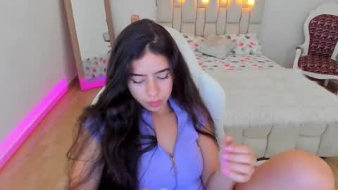 Snapshot of zoe_turnner_18 chatting on 02-24-25, 05:31 Zoe online show from 02-24-25, 05:31