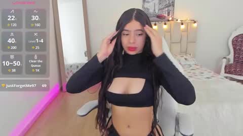 Snapshot of zoe_turnner_18 chatting on 03-07-25, 11:18 Zoe online show from 03-07-25, 11:18