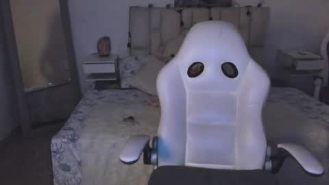 Snapshot of zoe_turnner_18 chatting on 11-14-25, 11:31 Zoe online show from 11-14-25, 11:31