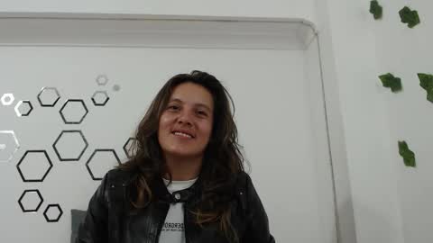 Carolina online show from 10-03-25, 11:13