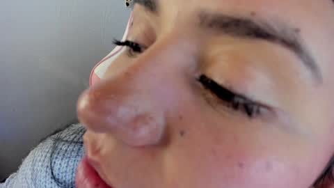 Zoe online show from 12-09-24, 05:51