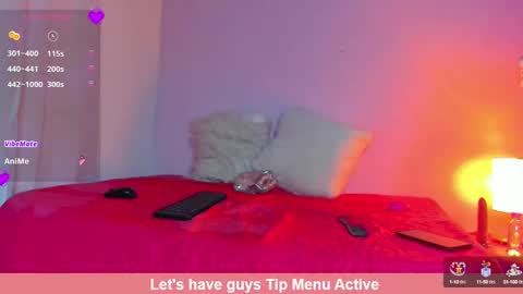 Snapshot of zoe_white__ chatting on 09-09-25, 11:43 Zoe online show from 09-09-25, 11:43
