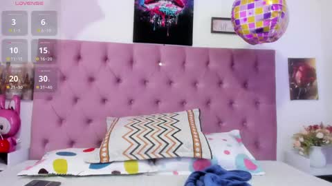 zoe_wish online show from 05-20-26, 01:50