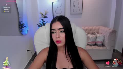 Snapshot of zoee_jackson chatting on 12-14-24, 07:57 zoee jackson online show from 12-14-24, 07:57