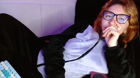 Snapshot of zoee_jhonnyy chatting on 12-07-24, 11:51 zoee jhonnyy online show from 12-07-24, 11:51