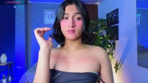 Snapshot of zoee_kiss_ chatting on 07-02-26, 03:56 ZOE online show from 07-02-26, 03:56