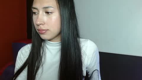 Laura  online show from 12-10-24, 04:02