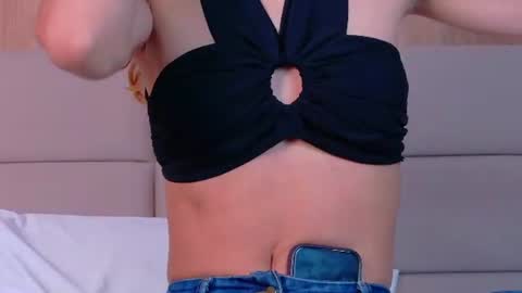 Snapshot of zoehangel chatting on 07-07-26, 11:03 Zoe online show from 07-07-26, 11:03