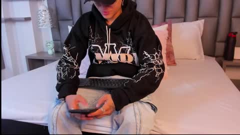 Zoe Krug online show from 03-31-26, 11:21