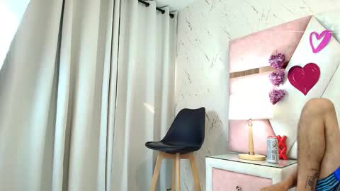 zoelucas online show from 09-29-25, 07:19