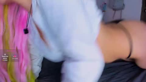 Snapshot of zoemiller32 chatting on 11-23-25, 02:39 CuteZoe online show from 11-23-25, 02:39