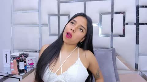 ZoeSwam online show from 02-19-25, 07:05