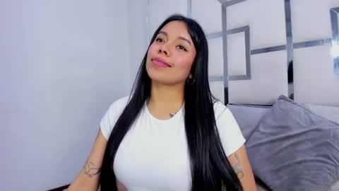 ZoeSwam online show from 09-19-25, 12:50