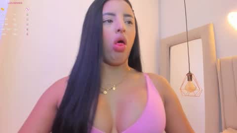 Snapshot of zoeth_ruiz chatting on 10-20-25, 04:18 zoeth_ruiz online show from 10-20-25, 04:18