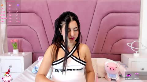 Snapshot of zoewillian chatting on 01-30-25, 08:21 zoewillian online show from 01-30-25, 08:21