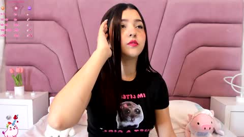 Snapshot of zoewillian chatting on 02-05-25, 02:37 zoewillian online show from 02-05-25, 02:37