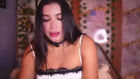 Snapshot of zoey_fox_ chatting on 07-10-26, 12:48 zoey fox online show from 07-10-26, 12:48