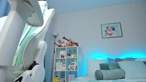Snapshot of zoey_lane chatting on 10-01-25, 03:23 Zoey Lane online show from 10-01-25, 03:23